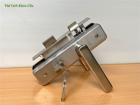 Khóa tay gạt Inox Kospi M - F59