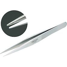 Tweezers