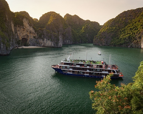 Du thuyền La Pandora Cruise vịnh Lan Hạ