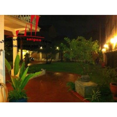 cho thuê biệt thự sân vườn phường an phú , quận 2, giá  1500$/thángg