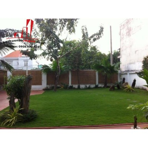 cho thuê biệt thự sân vườn phường an phú , quận 2, giá  1500$/thángg