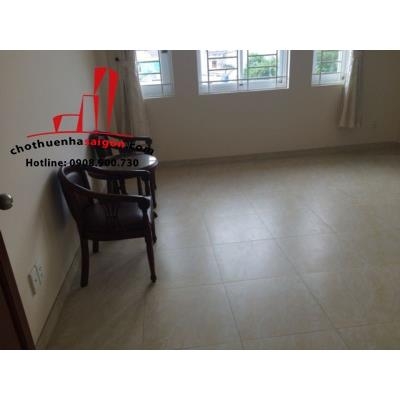 cần cho thuê biệt thự quận 2, đường nội bộ trần não giá cho thuê:40tr/tháng