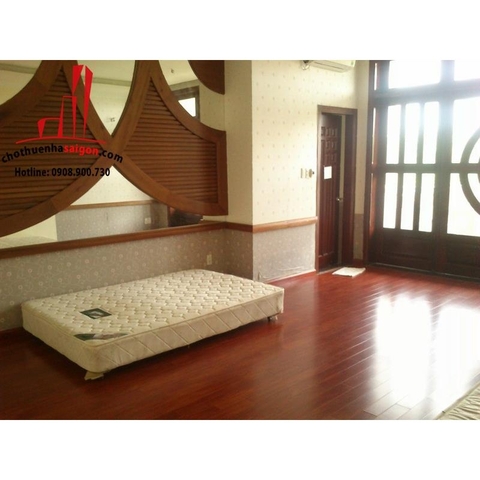 Cho thuê Biệt Thự ĐẸP tại Quận 2 khu Thảo Điền - giá 5000$