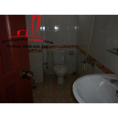 cần cho thuê nhà mặt tiền đường trà khúc, quận tân bình, giá 1100$/tháng