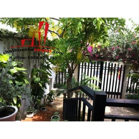 cho thuê biệt thự sân vườn đường nguyễn văn hưởng, quận 2
