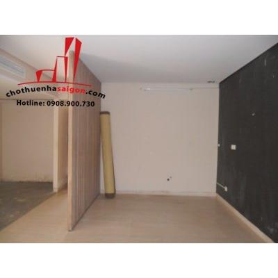 cho thuê biệt thự quận 2, phường thảo điền , đường xuân thủy, giá 2000$/tháng