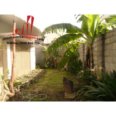 cho thuê biệt thự quận 2, phường thảo điền , đường xuân thủy, giá 2000$/tháng