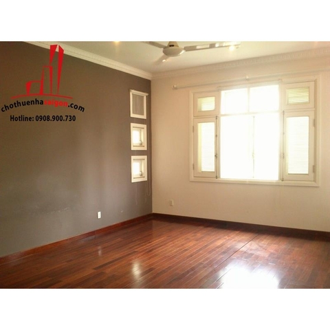 Cho thuê Biệt Thự phố tại Quận 2 khu Thảo Điền - giá 2500$