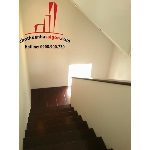 Cho thuê Biệt Thự phố tại Quận 2 khu Thảo Điền - giá 2500$