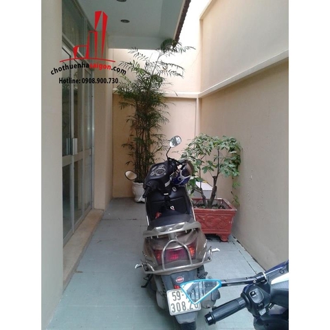 cho thuê villa quận phú nhuận, đường nguyễn trọng tuyển giá 1.200 usd/tháng