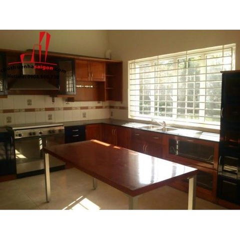 cho thuê biệt thự đường nguyễn văn hưởng, quận 2