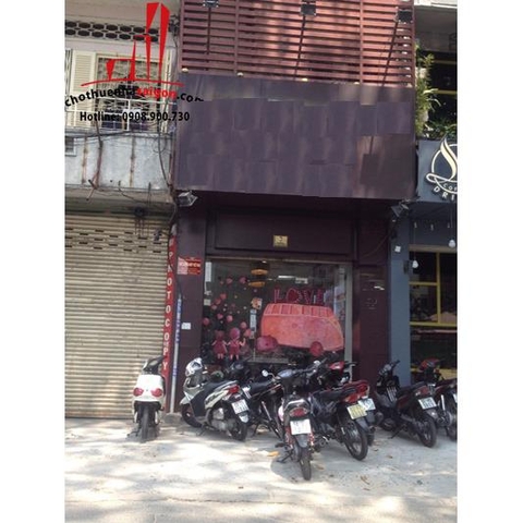cho thuê nhà mặt tiền đường trần hưng đạo, quận 1, giá cho thuê:2500$/tháng
