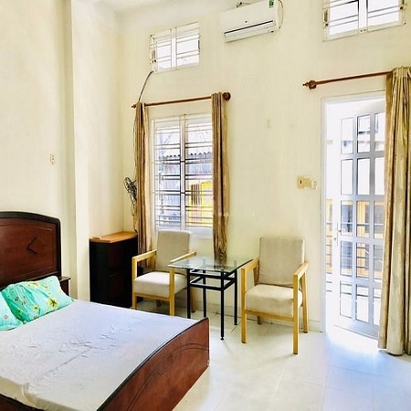 cho thuê nhà quận 1, hẽm đường nguyễn thị minh khai giá 1250$/tháng
