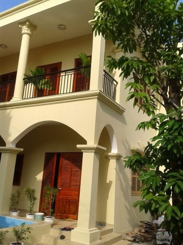 cho thuê biệt thự quận 2, đường nguyễn văn hưởng  giá cho thuê:2700$/tháng