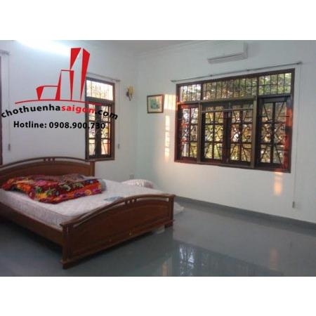 cho thuê biệt thự quận 2, đường trần não gía 1500$/tháng