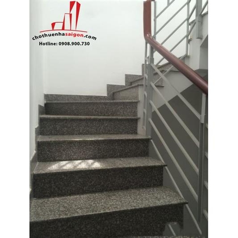 cho thuê nhà quận 2, đường nguyễn bá huân khu thảo điền giá cho thuê: 900$/tháng