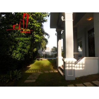 cho thuê biệt thự sân vườn hồ bơi, đường nguyễn văn hưởng, quận 2, giá 3000$