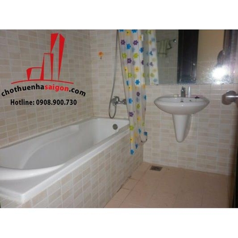 Cho thuê căn hộ Screc Tower, Trương Định Q3, giá 700$