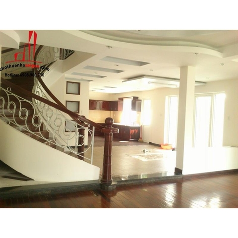 Cho thuê Biệt Thự mini tại Quận 2 khu Thảo Điền - giá 1800$