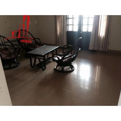 Cho thuê nhà biệt thự kiến trúc Pháp, bờ sông Sài Gòn Quận 2