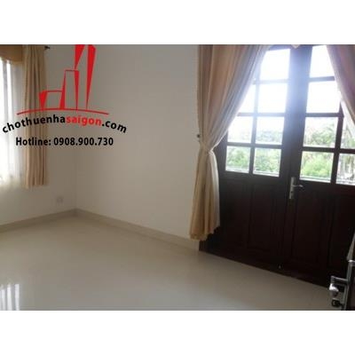 biệt thự ngay trung tâm phường thảo điền quận 2, đường nguyễn ư dĩ cho thuê giá 5000$/tháng