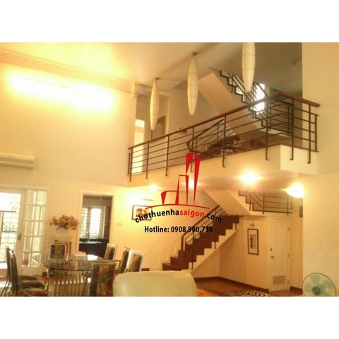 Cho thuê biệt thự Quận 2 - Thảo Điền, giá 2500$