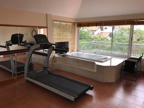 cho thuê biệt thự quận 2, khu combound đường nguyễn văn hưởng giá cho thuê:90tr/tháng