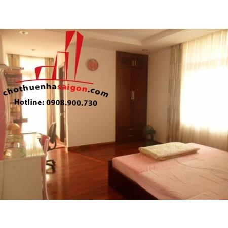 biệt thự đẹp view sông quận 2 cho thuê