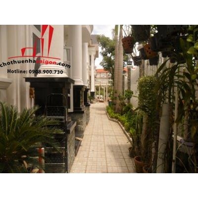 cho thuê biệt thự mini đường trần não, gần bờ sông quận 2, giá 1200$/tháng