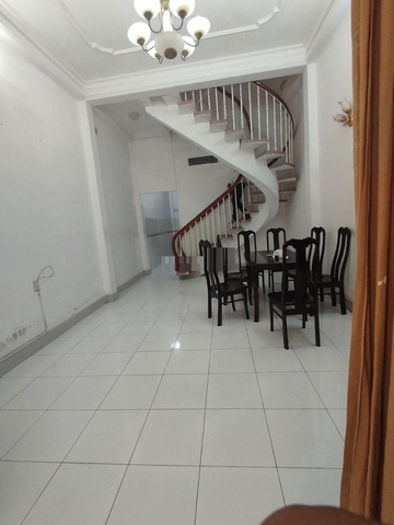 cho thuê nhà đường nguyễn cửu vân, p17, quận bình thạnh giá 16tr/tháng