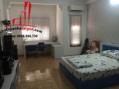 cần cho thuê nhà nguyên căn đường hẽm hai bà trưng , phường tân định quận 1, giá cho thuê:45tr/tháng