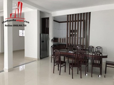 cần cho thuê villa quận phú nhuận, đường nguyễn trọng tuyển  giá cho thuê:3500$/tháng