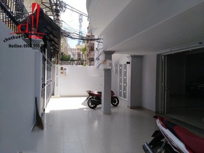 cần cho thuê villa quận phú nhuận, đường nguyễn trọng tuyển  giá cho thuê:3500$/tháng