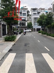 cho thuê nhà quận 10, nhà nằm trong khu combound hà đô, giá cho thuê:70tr/tháng