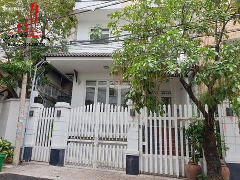 cho thuê villa đừog số 20 trân não  quận2 , giá cho thuê:4000$/tháng