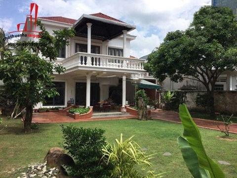 cho thuê villa quận 2, phường thảo điền , diện tích 600m2 giá cho thuê:2500$/tháng