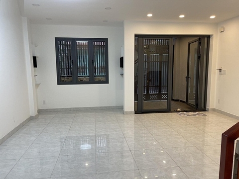 Cho thuê nhà đường Nguyễn Duy Hiệu, Thảo Điền, Q2.