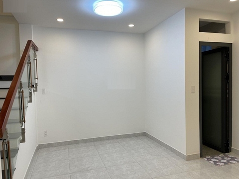 Cho thuê nhà đường Nguyễn Duy Hiệu, Thảo Điền, Q2.