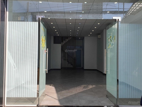 cho thuê nhà quân 2, nhà mặt tiền đường lương đình của giá 50tr