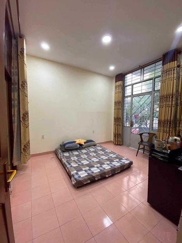 cho thuê nhà quận 1, mặt tiền đường đinh công tráng  giá 50tr/tháng