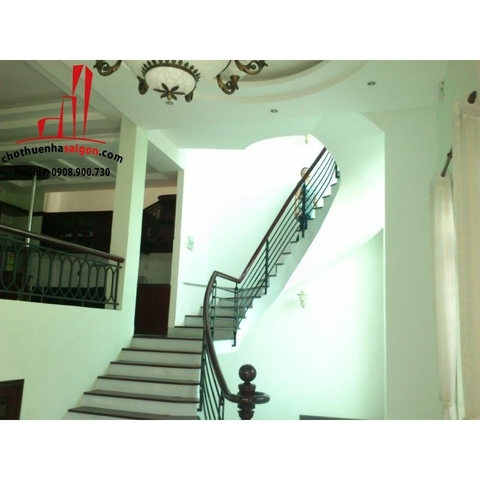 Cho thuê Biệt Thự mini tại Quận 2 khu Thảo Điền - giá 1500$