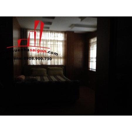 cho thuê biệt thự khu combound trần não, quận 2