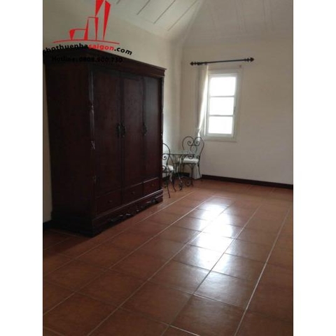 cho thuê nhà villa khu combound đường nguyễn văn hưởng, quận 2