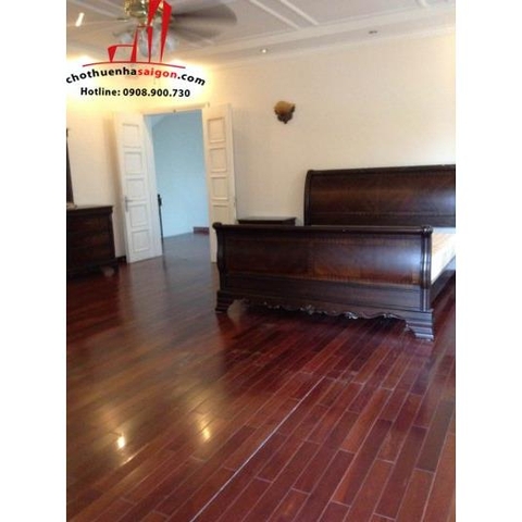 cho thuê nhà villa khu combound đường nguyễn văn hưởng, quận 2