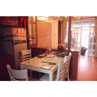 cần cho thuê nhà nguyên căn hẽm đường đinh tiên hoàng, phường dakao, quận 1