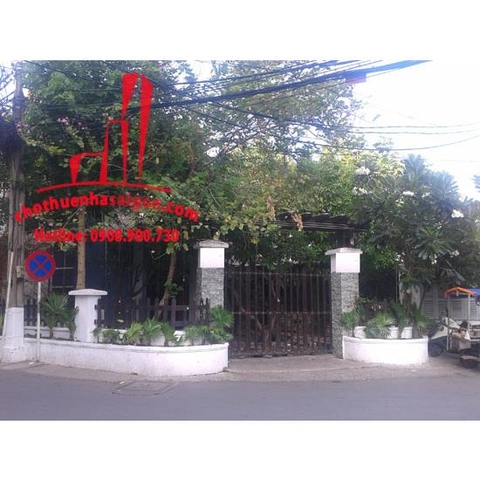Cho thuê Villa Quận Phú Nhuận, đường Nguyễn Trọng Tuyển. Giá : 5.000 usd/tháng