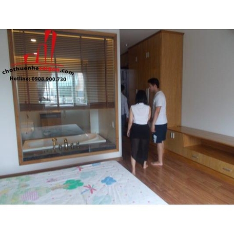 cho thuê villa quận 2, phường thảo điền giá cho thuê:1500$/tháng