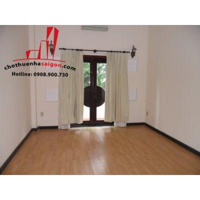 cho thuê biệt thự khu combound ABC trần não quận 2, giá 3500$