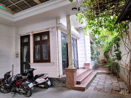Cần cho thuê hoặc bán nhà mặt tiền đường phạm cự lượng , phường 2 , Tân Bình .