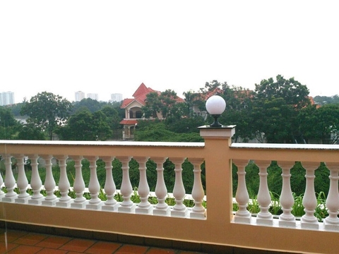 cho thuê villa quận 2, đường nguyễn văn hưởng gía 3800$/tháng